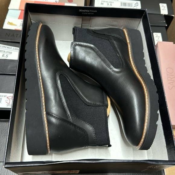 Naturalizer Leather Slip-On Booties - Annaleigh - Picture 2 of 7